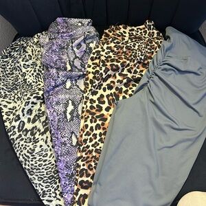 Bundle of ByeEgreis Scrunchy Butt Leggings Small